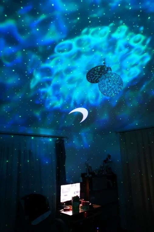 18 Efektli Gökyüzü Moon Projektör Hoparlör Gece Lambası